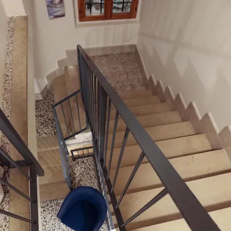 Guest house Le Finestre Sul Borgo 3*