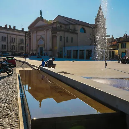 Guest house Le Finestre Sul Borgo Peschiera del Garda