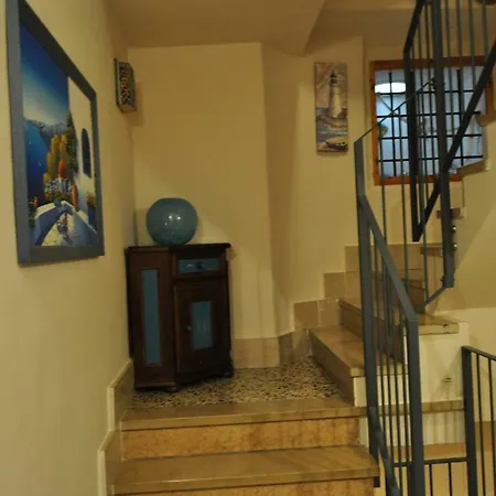 Le Finestre Sul Borgo Guest house