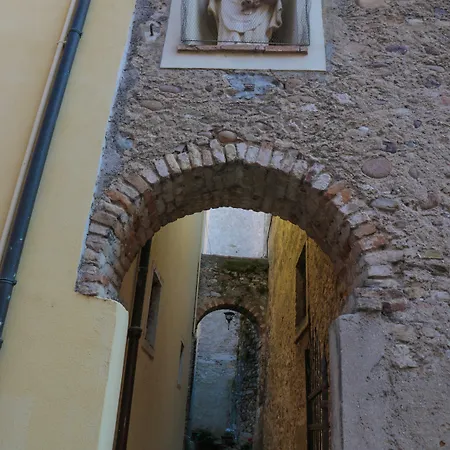 Le Finestre Sul Borgo Pensión