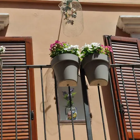 Le Finestre Sul Borgo 3* Peschiera del Garda