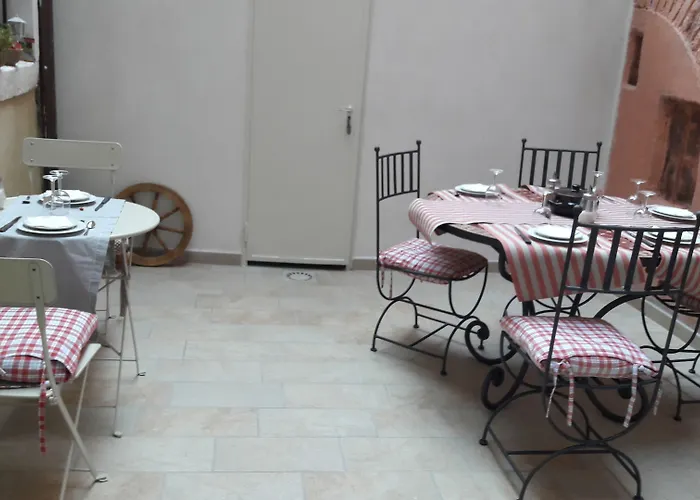 Le Finestre Sul Borgo Penzion