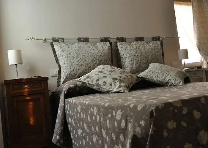 Le Finestre Sul Borgo 3* Peschiera del Garda